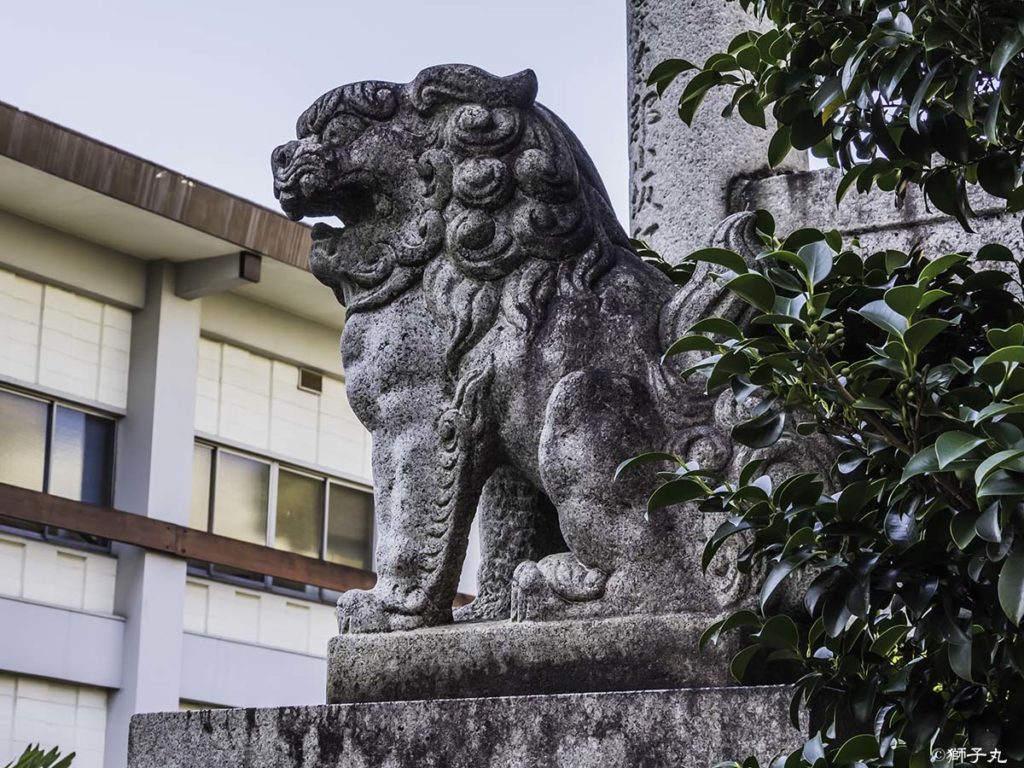 三輪神社（愛知県名古屋市）　狛犬（阿形）