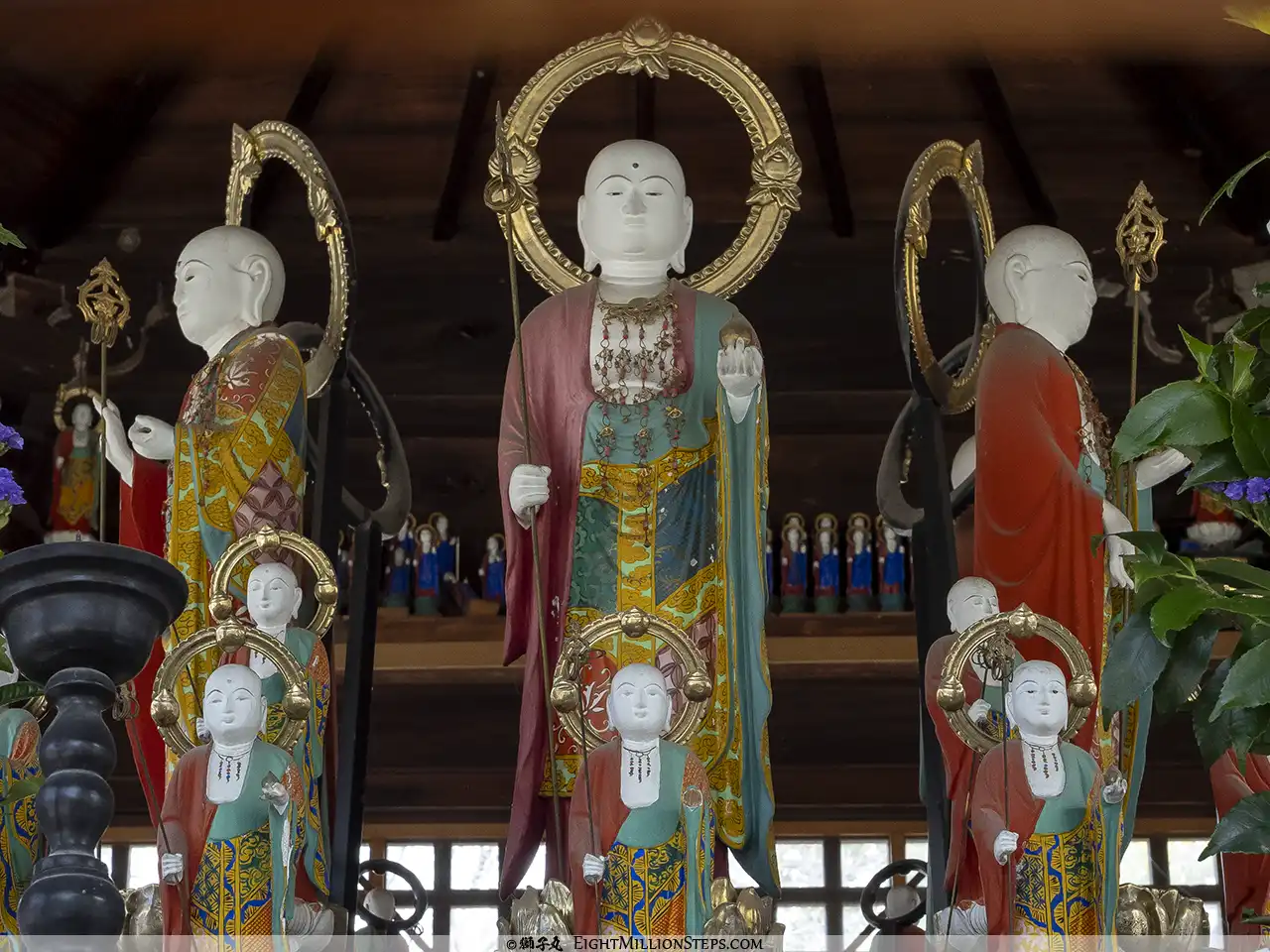 甚目寺観音（鳳凰山 甚目寺）　六角堂内 仏像