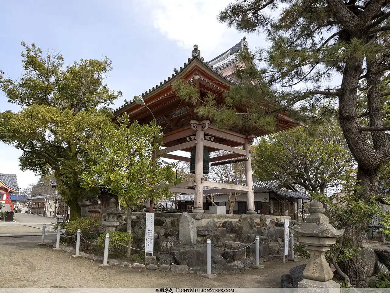 甚目寺観音（鳳凰山 甚目寺）　鐘楼