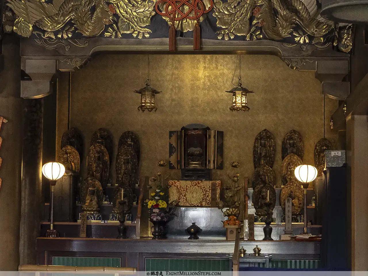 甚目寺観音（鳳凰山 甚目寺）　本堂 右脇陣
